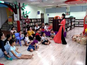 潘秋玄老師參與「越南故事繪本-說故事」活動