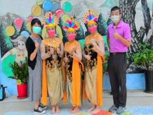 111.05.14 印尼文化小鎮紮根，新住民葉雅蒂帶著故鄉舞蹈，在田中登上舞台