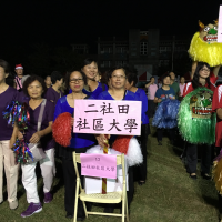 律動健康舞班參與2015二水跑水節活動社區才藝表演及踩街活動